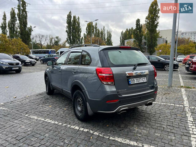 Шевроле Каптива 2014 в Одессе на Automoto.ua Серый Шевроле Каптива, объемом двигателя 2.23 л и пробегом 167 тыс. км за 13000 $, фото 2 на Automoto.ua