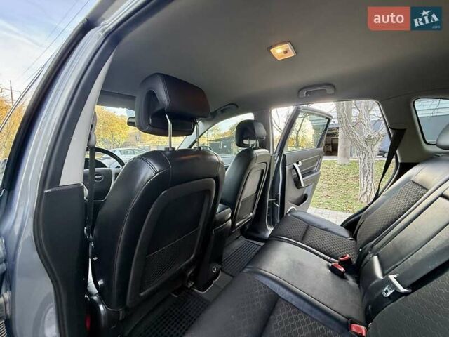 Шевроле Каптива 2014 в Одессе на Automoto.ua Серый Шевроле Каптива, объемом двигателя 2.23 л и пробегом 167 тыс. км за 13400 $, фото 59 на Automoto.ua