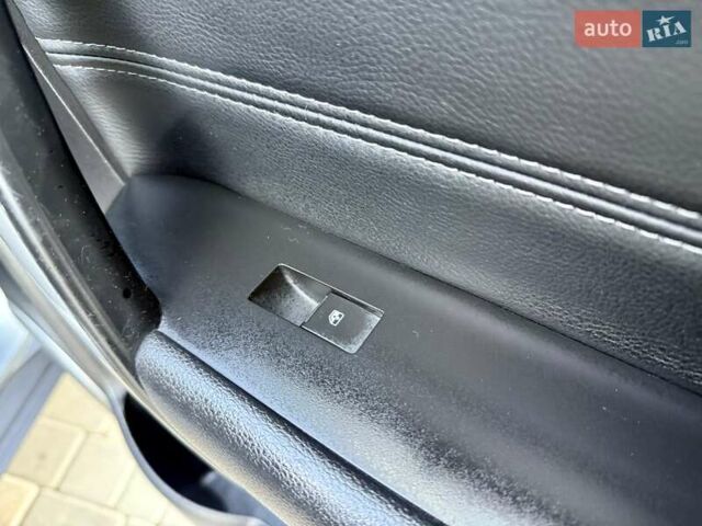 Шевроле Каптива 2014 в Одессе на Automoto.ua Серый Шевроле Каптива, объемом двигателя 2.23 л и пробегом 167 тыс. км за 13400 $, фото 36 на Automoto.ua