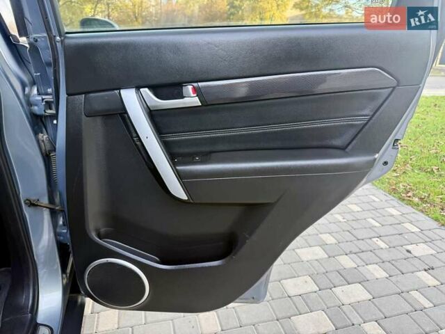 Шевроле Каптива 2014 в Одессе на Automoto.ua Серый Шевроле Каптива, объемом двигателя 2.23 л и пробегом 167 тыс. км за 13400 $, фото 57 на Automoto.ua