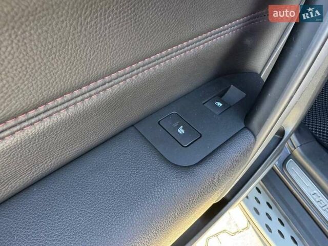 Сірий Шевроле Каптіва, об'ємом двигуна 2 л та пробігом 159 тис. км за 13500 $, фото 16 на Automoto.ua
