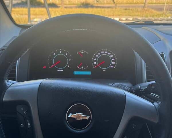 Серый Шевроле Каптива, объемом двигателя 2.23 л и пробегом 120 тыс. км за 14200 $, фото 17 на Automoto.ua