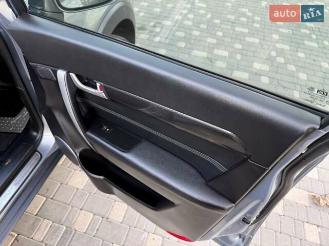 Шевроле Каптива 2014 в Одессе на Automoto.ua Серый Шевроле Каптива, объемом двигателя 2.23 л и пробегом 167 тыс. км за 13400 $, фото 37 на Automoto.ua