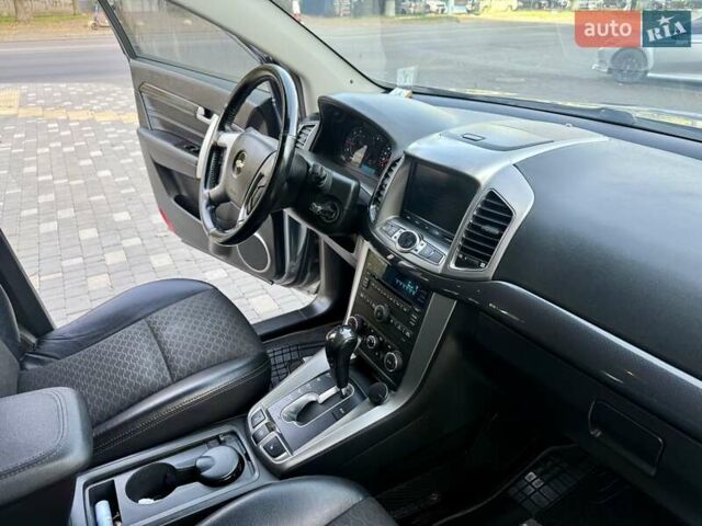 Шевроле Каптива 2014 в Одессе на Automoto.ua Серый Шевроле Каптива, объемом двигателя 2.23 л и пробегом 167 тыс. км за 13400 $, фото 44 на Automoto.ua