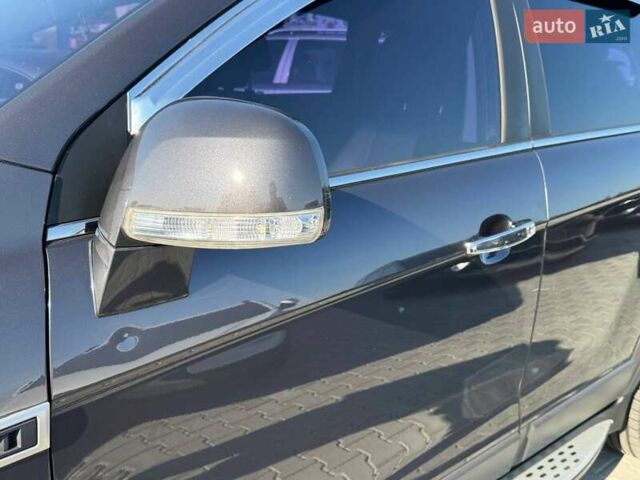 Сірий Шевроле Каптіва, об'ємом двигуна 2 л та пробігом 159 тис. км за 13500 $, фото 6 на Automoto.ua