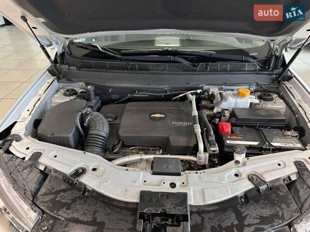 Сірий Шевроле Каптіва, об'ємом двигуна 2.2 л та пробігом 97 тис. км за 12000 $, фото 8 на Automoto.ua