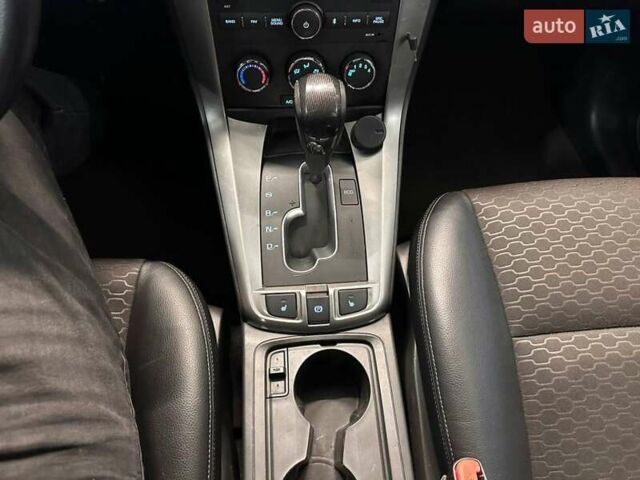 Сірий Шевроле Каптіва, об'ємом двигуна 2.2 л та пробігом 97 тис. км за 12000 $, фото 13 на Automoto.ua