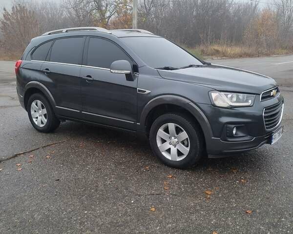 Серый Шевроле Каптива, объемом двигателя 2.38 л и пробегом 135 тыс. км за 13800 $, фото 9 на Automoto.ua