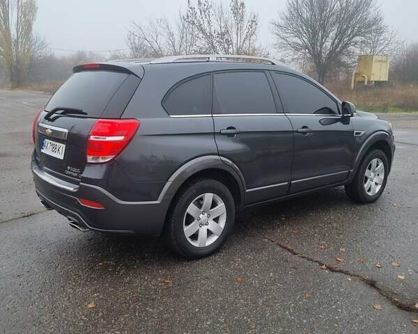 Серый Шевроле Каптива, объемом двигателя 2.38 л и пробегом 135 тыс. км за 13800 $, фото 1 на Automoto.ua