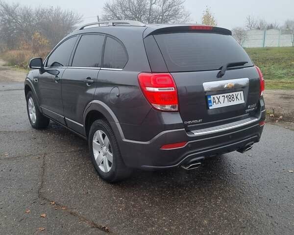 Серый Шевроле Каптива, объемом двигателя 2.38 л и пробегом 135 тыс. км за 13800 $, фото 5 на Automoto.ua