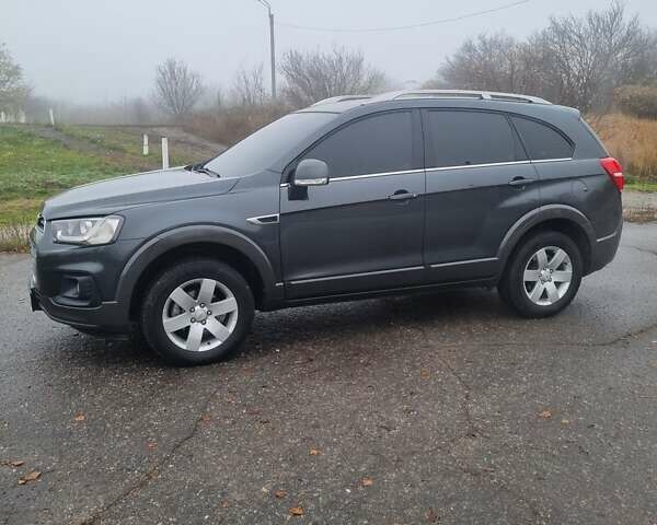 Серый Шевроле Каптива, объемом двигателя 2.38 л и пробегом 135 тыс. км за 13800 $, фото 2 на Automoto.ua