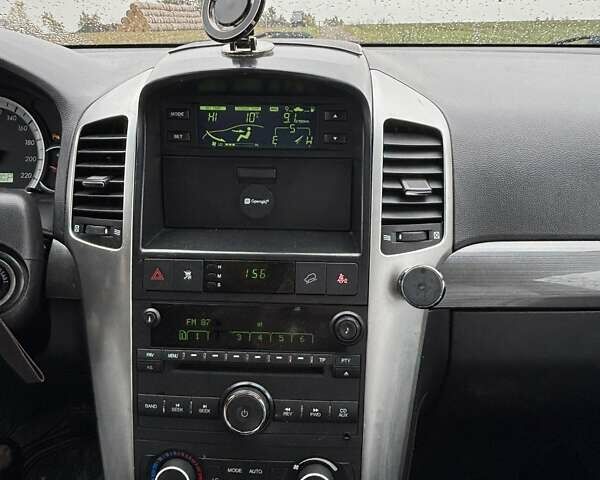 Синій Шевроле Каптіва, об'ємом двигуна 2 л та пробігом 271 тис. км за 7600 $, фото 2 на Automoto.ua