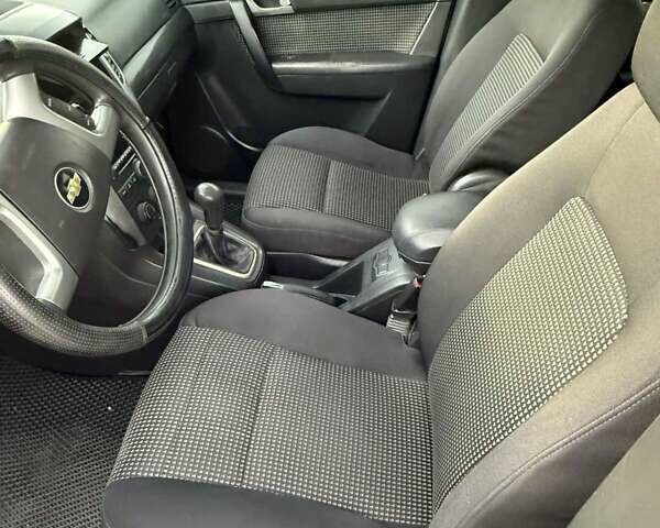 Синій Шевроле Каптіва, об'ємом двигуна 2.4 л та пробігом 230 тис. км за 5950 $, фото 17 на Automoto.ua