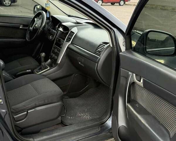 Синій Шевроле Каптіва, об'ємом двигуна 2.4 л та пробігом 230 тис. км за 5950 $, фото 19 на Automoto.ua