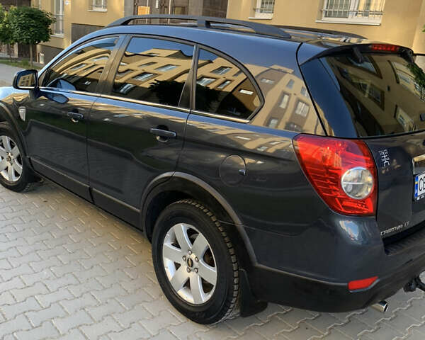 Синий Шевроле Каптива, объемом двигателя 2 л и пробегом 284 тыс. км за 7600 $, фото 6 на Automoto.ua