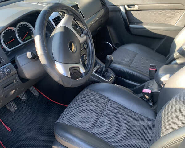 Синий Шевроле Каптива, объемом двигателя 2 л и пробегом 284 тыс. км за 7600 $, фото 13 на Automoto.ua