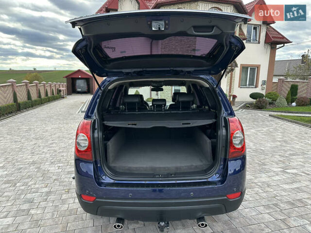 Синій Шевроле Каптіва, об'ємом двигуна 2.4 л та пробігом 333 тис. км за 7500 $, фото 10 на Automoto.ua