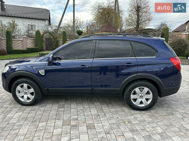 Синій Шевроле Каптіва, об'ємом двигуна 2.4 л та пробігом 333 тис. км за 7500 $, фото 4 на Automoto.ua