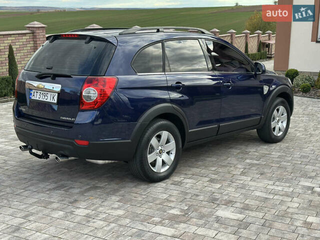 Синій Шевроле Каптіва, об'ємом двигуна 2.4 л та пробігом 333 тис. км за 7500 $, фото 5 на Automoto.ua
