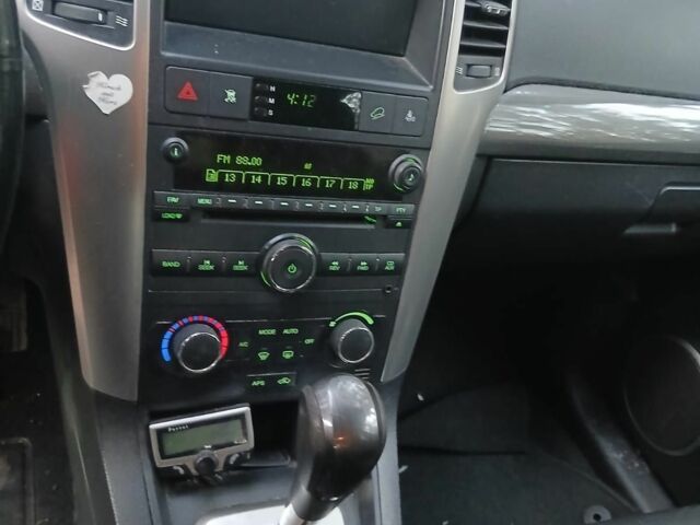 Синій Шевроле Каптіва, об'ємом двигуна 2 л та пробігом 400 тис. км за 4700 $, фото 10 на Automoto.ua