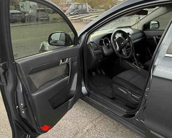 Синій Шевроле Каптіва, об'ємом двигуна 2.4 л та пробігом 230 тис. км за 5950 $, фото 13 на Automoto.ua