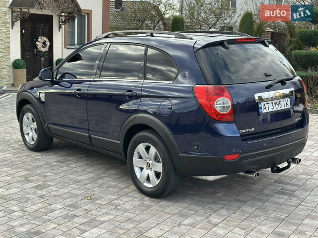 Синій Шевроле Каптіва, об'ємом двигуна 2.4 л та пробігом 333 тис. км за 7500 $, фото 6 на Automoto.ua