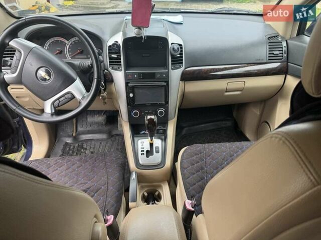 Синий Шевроле Каптива, объемом двигателя 1.99 л и пробегом 261 тыс. км за 8500 $, фото 4 на Automoto.ua