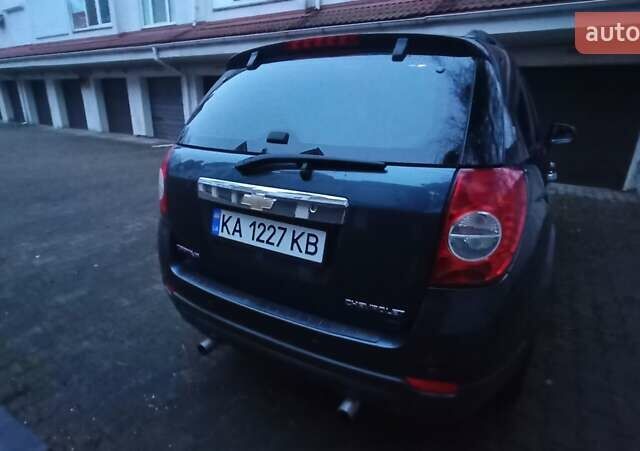 Синій Шевроле Каптіва, об'ємом двигуна 2 л та пробігом 190 тис. км за 10000 $, фото 4 на Automoto.ua