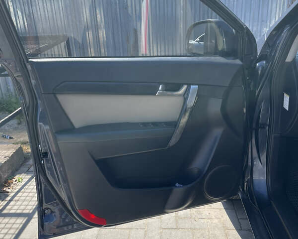 Синий Шевроле Каптива, объемом двигателя 2 л и пробегом 289 тыс. км за 7500 $, фото 17 на Automoto.ua