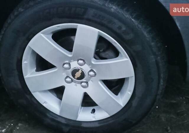 Синій Шевроле Каптіва, об'ємом двигуна 2 л та пробігом 190 тис. км за 10000 $, фото 13 на Automoto.ua