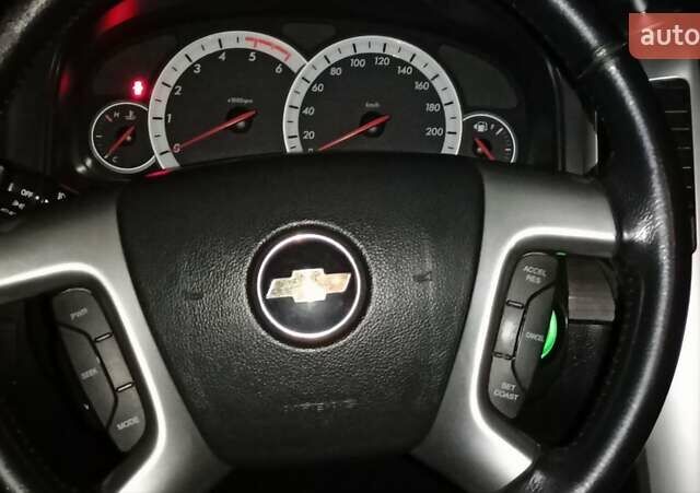 Синій Шевроле Каптіва, об'ємом двигуна 2 л та пробігом 190 тис. км за 10000 $, фото 6 на Automoto.ua