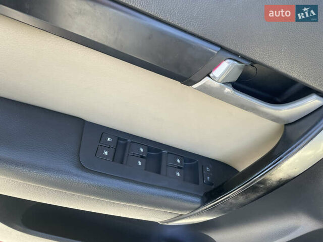 Синий Шевроле Каптива, объемом двигателя 2 л и пробегом 289 тыс. км за 7500 $, фото 18 на Automoto.ua