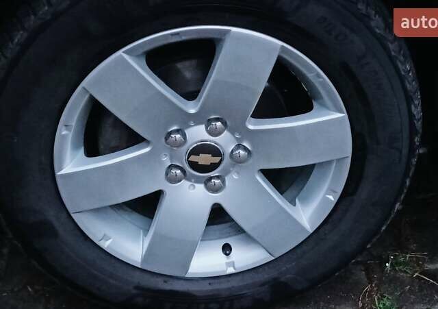 Синій Шевроле Каптіва, об'ємом двигуна 2 л та пробігом 190 тис. км за 10000 $, фото 12 на Automoto.ua