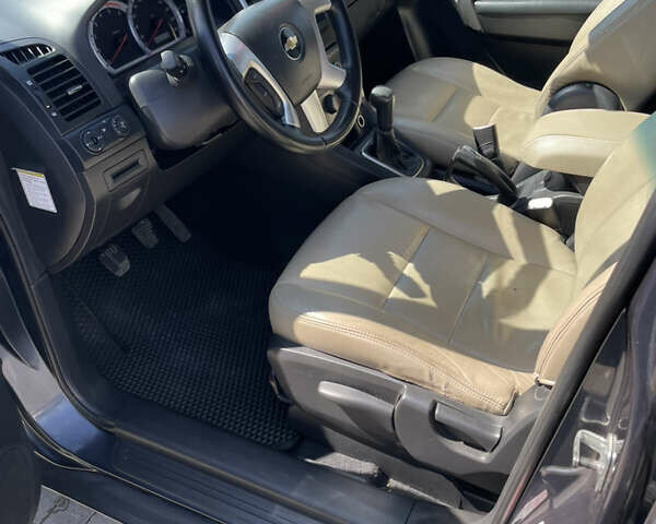 Синий Шевроле Каптива, объемом двигателя 2 л и пробегом 289 тыс. км за 7500 $, фото 16 на Automoto.ua