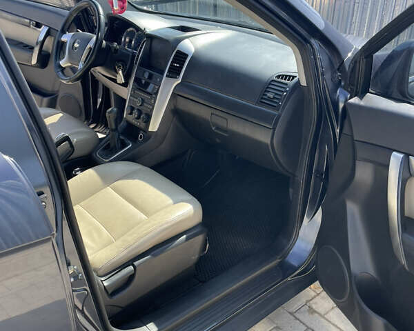 Синий Шевроле Каптива, объемом двигателя 2 л и пробегом 289 тыс. км за 7500 $, фото 19 на Automoto.ua