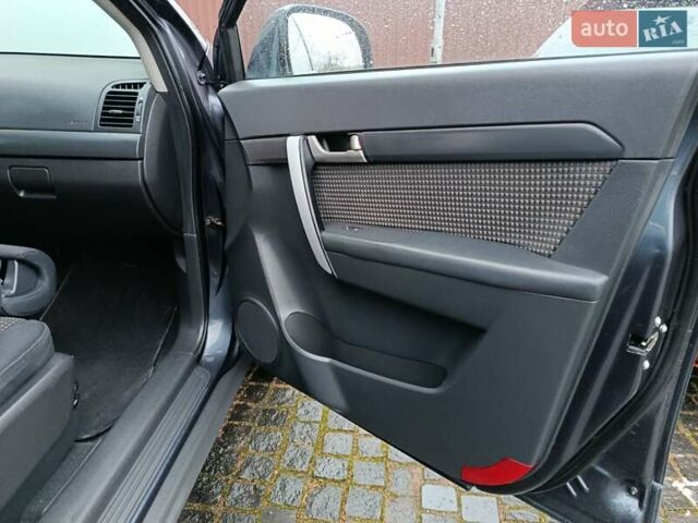 Синий Шевроле Каптива, объемом двигателя 2.4 л и пробегом 196 тыс. км за 8950 $, фото 23 на Automoto.ua