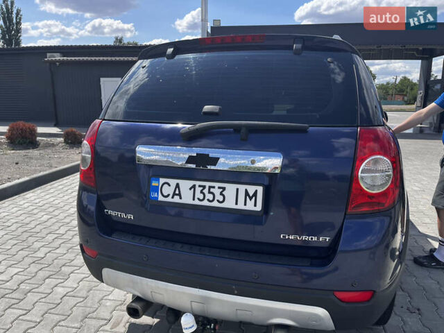 Синий Шевроле Каптива, объемом двигателя 2.4 л и пробегом 280 тыс. км за 6500 $, фото 4 на Automoto.ua