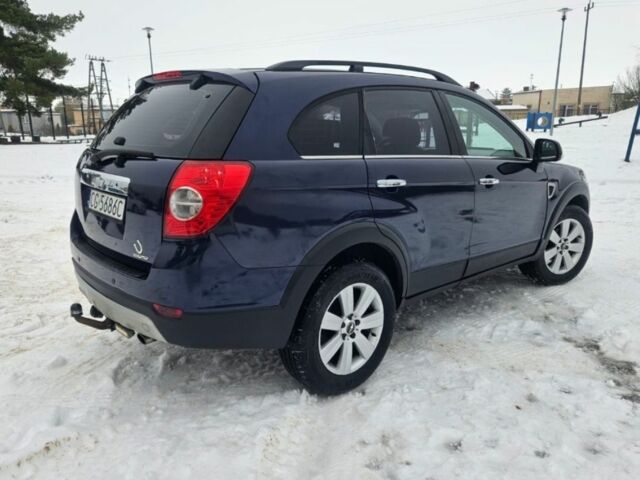 Синій Шевроле Каптіва, об'ємом двигуна 2 л та пробігом 180 тис. км за 3450 $, фото 4 на Automoto.ua