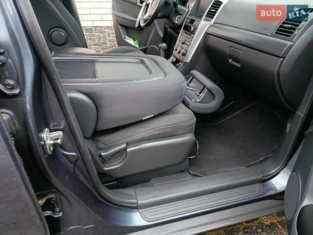 Синий Шевроле Каптива, объемом двигателя 2.4 л и пробегом 196 тыс. км за 8950 $, фото 22 на Automoto.ua