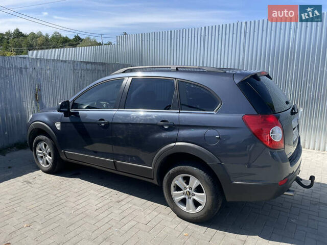 Синий Шевроле Каптива, объемом двигателя 2 л и пробегом 289 тыс. км за 7500 $, фото 7 на Automoto.ua