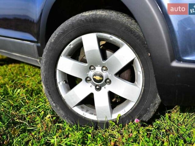 Синий Шевроле Каптива, объемом двигателя 2.4 л и пробегом 322 тыс. км за 7200 $, фото 18 на Automoto.ua