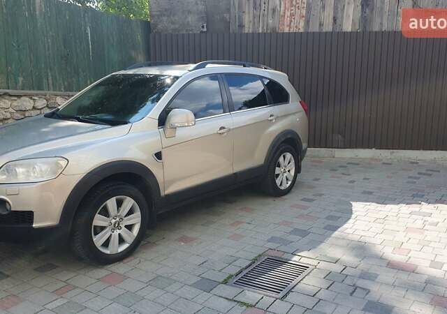 Синий Шевроле Каптива, объемом двигателя 2 л и пробегом 270 тыс. км за 7200 $, фото 3 на Automoto.ua
