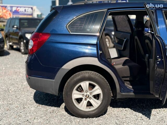 Синий Шевроле Каптива, объемом двигателя 2 л и пробегом 163 тыс. км за 8690 $, фото 26 на Automoto.ua
