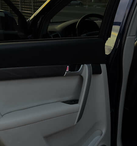 Синій Шевроле Каптіва, об'ємом двигуна 2.23 л та пробігом 156 тис. км за 12000 $, фото 47 на Automoto.ua