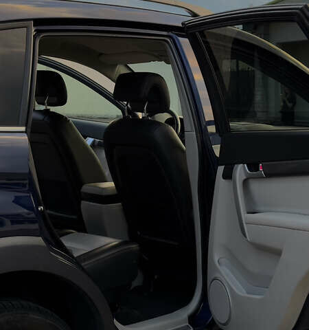 Синій Шевроле Каптіва, об'ємом двигуна 2.23 л та пробігом 156 тис. км за 12000 $, фото 37 на Automoto.ua