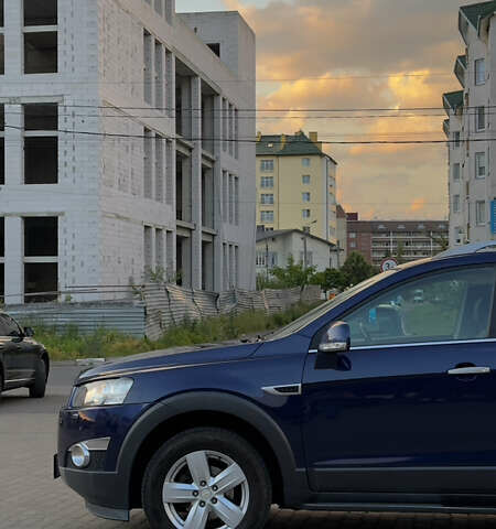 Синій Шевроле Каптіва, об'ємом двигуна 2.23 л та пробігом 156 тис. км за 12000 $, фото 3 на Automoto.ua