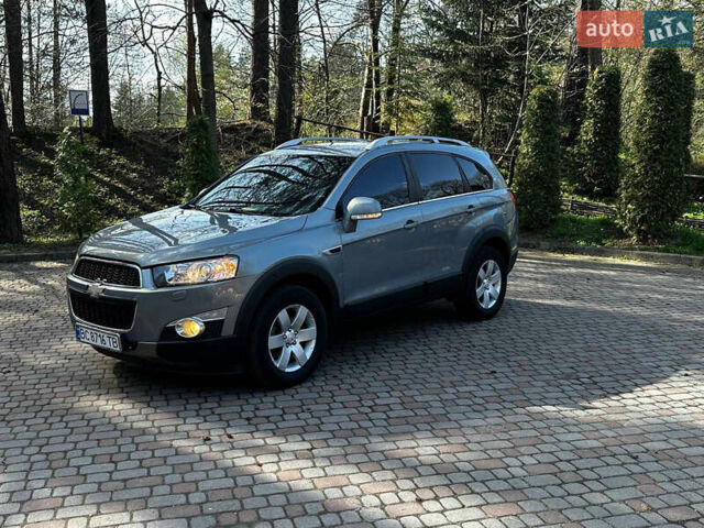 Синий Шевроле Каптива, объемом двигателя 2.2 л и пробегом 155 тыс. км за 10550 $, фото 4 на Automoto.ua