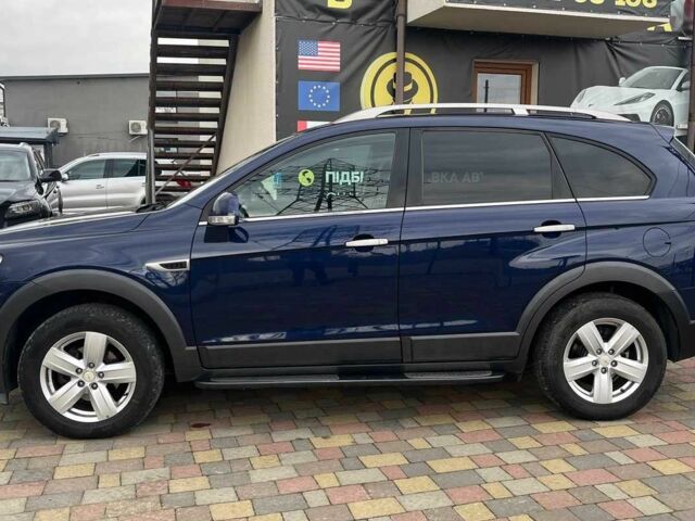 Синий Шевроле Каптива, объемом двигателя 2.2 л и пробегом 155 тыс. км за 12650 $, фото 3 на Automoto.ua