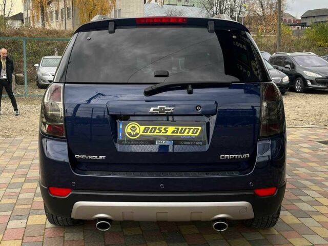 Синий Шевроле Каптива, объемом двигателя 2.2 л и пробегом 155 тыс. км за 12650 $, фото 5 на Automoto.ua