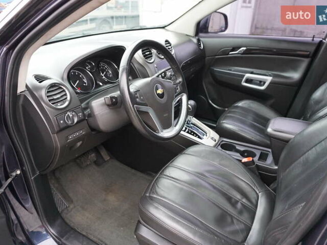 Синій Шевроле Каптіва, об'ємом двигуна 2.38 л та пробігом 169 тис. км за 8600 $, фото 10 на Automoto.ua